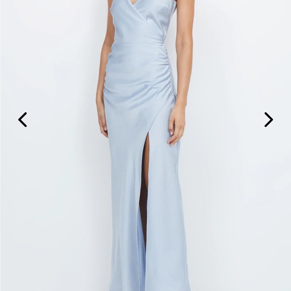 Bec & Bridge eternity v maxi dress - Picture 4 of 5